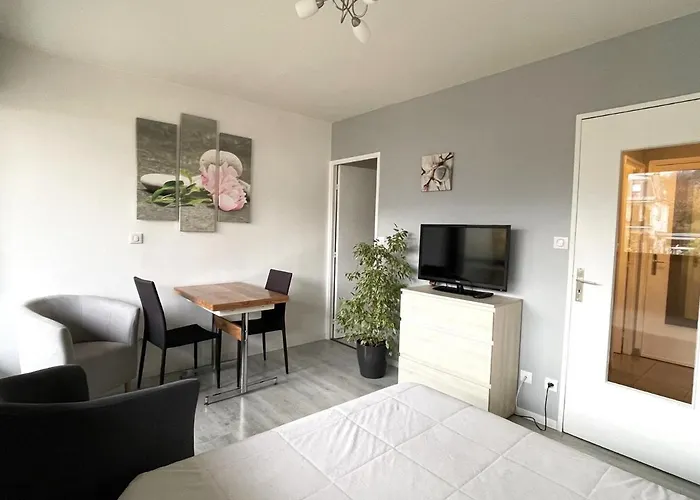 Calme Avec Parking Et Animaux Admis A - Fr-1-555-86